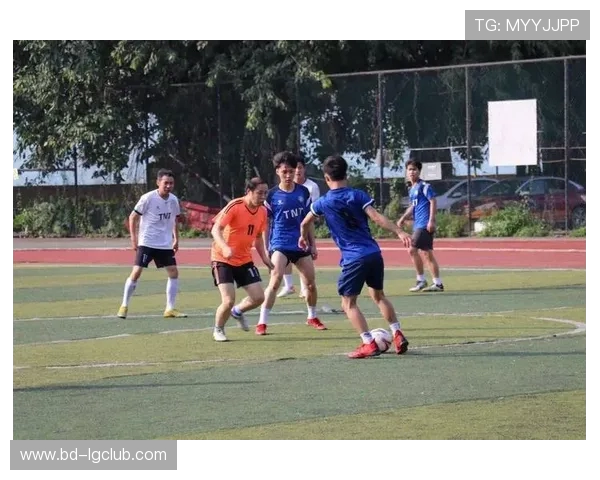 浙江专科学校足球比赛精彩纷呈 激烈角逐助力校园体育发展 浙江专科学校足球比赛精彩纷呈 激烈角逐助力校园体育发展